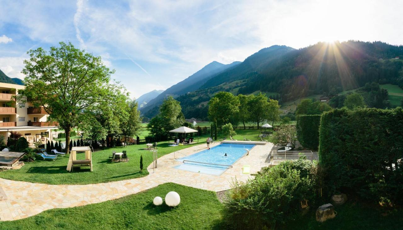 סן לאונרדו אין פסיריה Wiesenhof Gardenresort מראה חיצוני תמונה